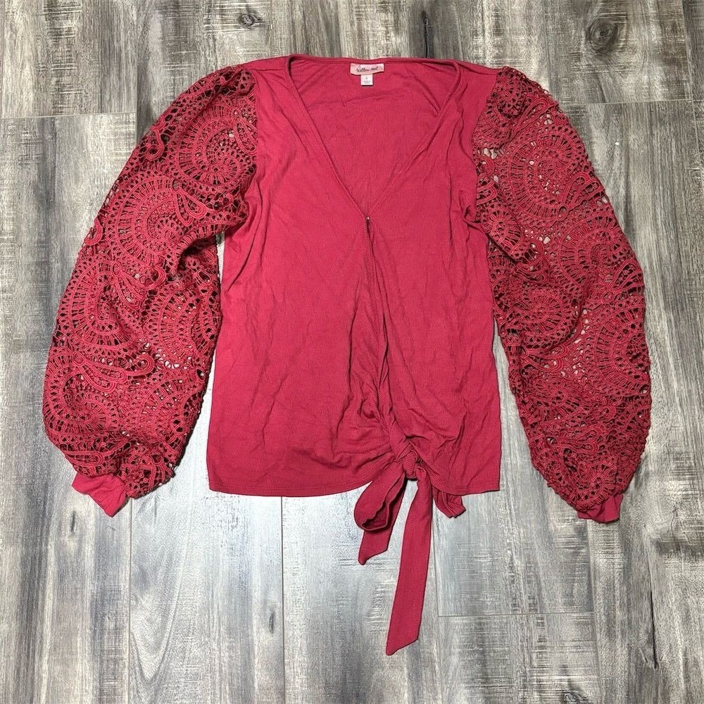 Willow & Root Women's‎ Red Surplice V-Neck Blouse Size L